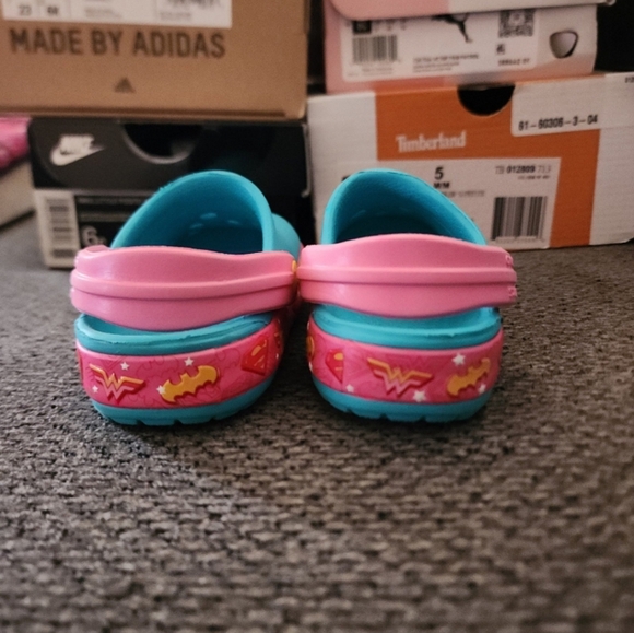 Crocs - Picture 3 of 4